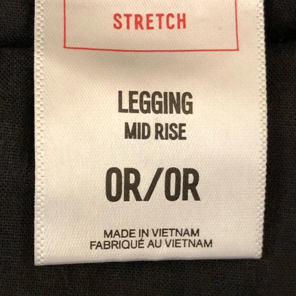 Express Women’s  leggings Jeans with Ripped Knee size 0R